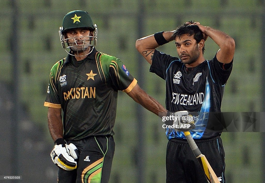 CRICKET-WORLD-ICCT20-NZL-PAK-WARMUP