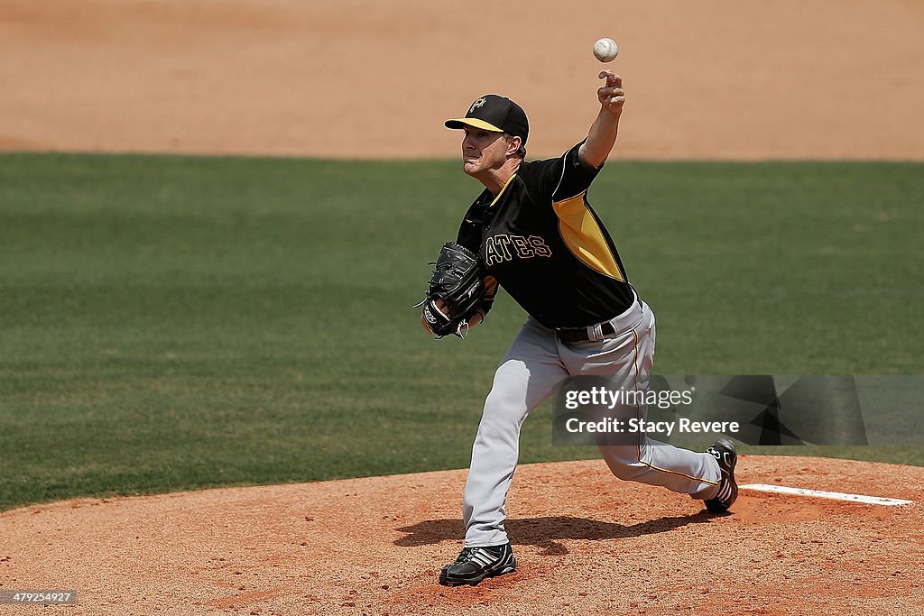 Pittsburgh Pirates v Philadelphia Phillies