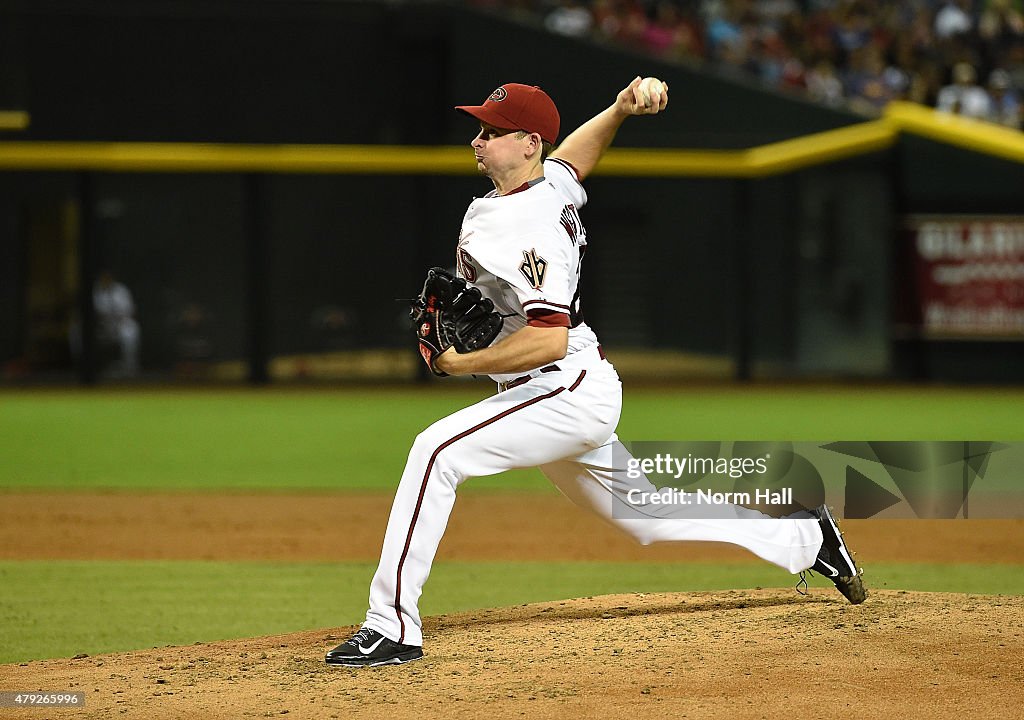 Los Angeles Dodgers v Arizona Diamondbacks