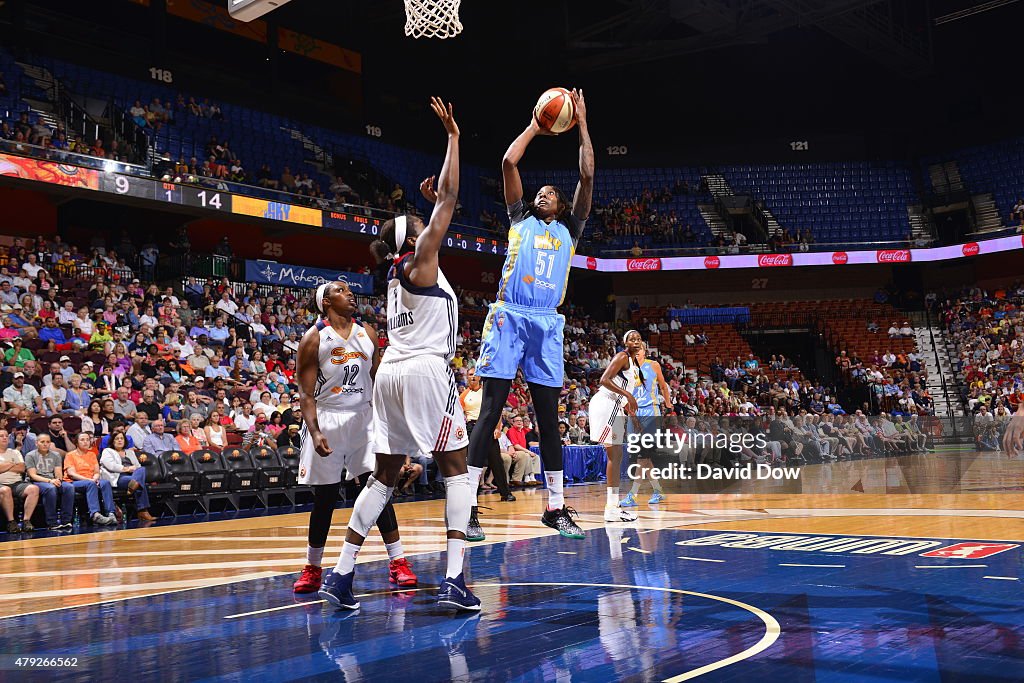 Chicago Sky v Connecticut Sun