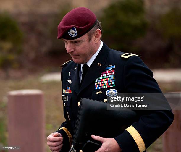 Jeff Sinclair Brigadier General Jeffrey Sinclair Photos and Premium High Res Pictures ...