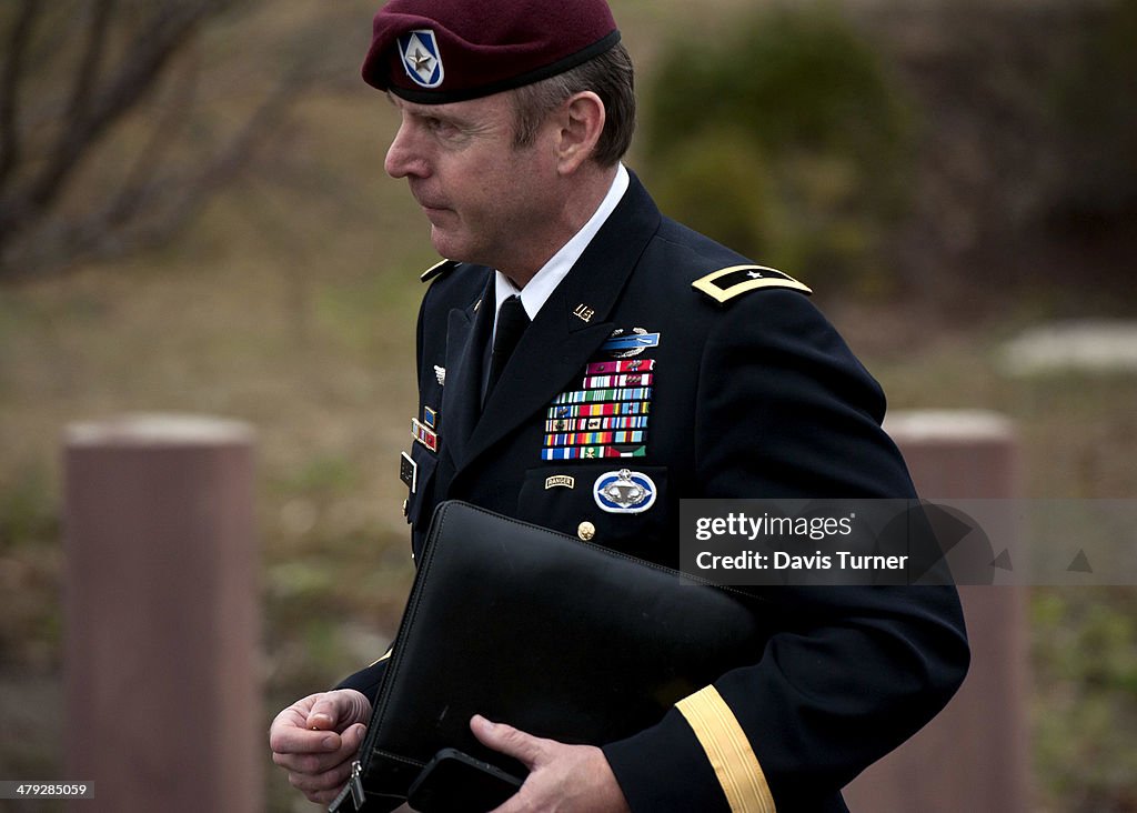 Jeff Sinclair Brig. Gen. Jeffrey Sinclair leaves the Fort Bragg Courthouse after ...