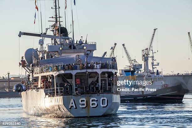 Total of 645 African migrants arrive in Palermo aboard the Belgian military boat 'Godetia' after a rescue mission in the Libyan sea. The rescued...