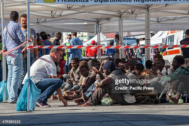 Total of 645 African migrants arrive in Palermo aboard the Belgian military boat 'Godetia' after a rescue mission in the Libyan sea. The rescued...