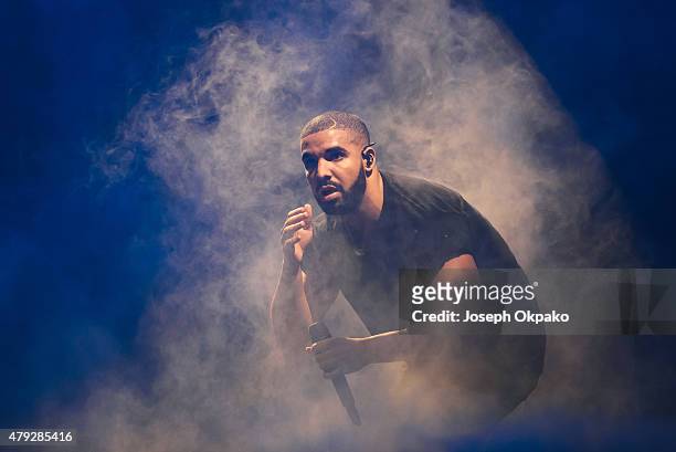 Drake performs at the New Look Wireless birthday party at Finsbury Park on June 28, 2015 in London, England.