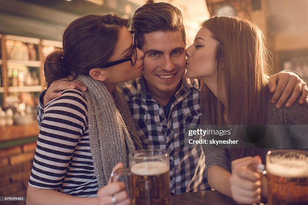 Love triangle in a bar.