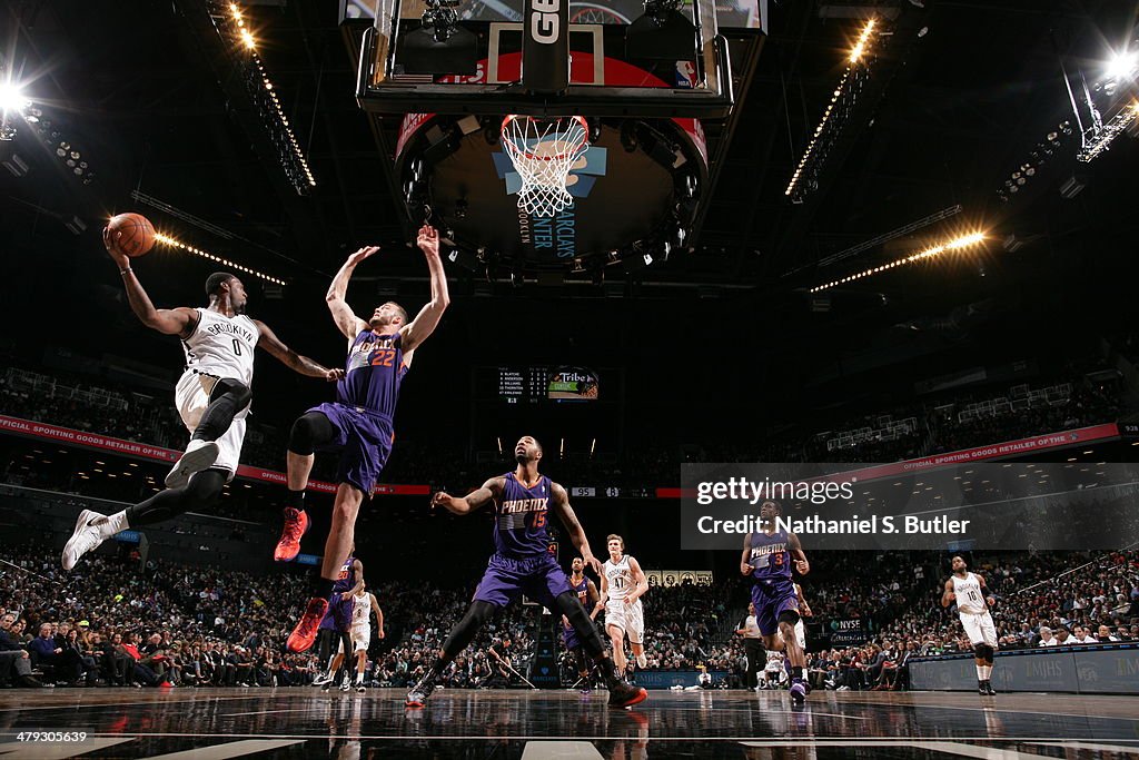 Phoenix Suns v Brooklyn Nets