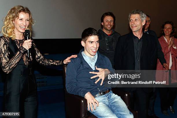 Alexandra Lamy, Fabien Heraud and Jacques Gamblin attend the 'De Toutes Nos Forces' Paris premiere at Gaumont Capucines on March 17, 2014 in Paris,...