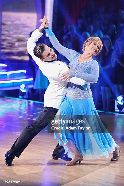 Episode 1801" - Each couple performed a Cha Cha, Foxtrot or Contemporary routine, vying for America's vote. The two-hour season premiere of "Dancing...