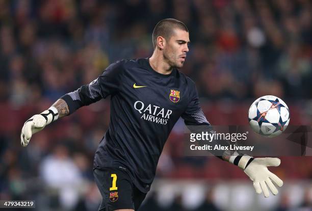 Victor Valdes of FC Barcelona during the UEFA Champions League Round of 16 match between FC Barcelona and Manchester City at Camp Nou on March 12,...