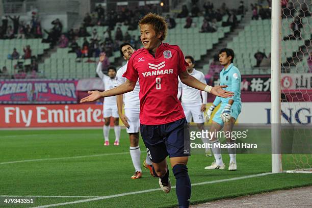 Yoichiro Kakitani of Cerezo Osaka celebrates the first goal during the AFC Champions League match between Cerezo Osaka and Buriram United at Nagai...