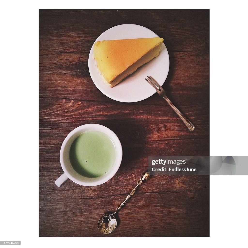 Cheese Cake with Tea Milk