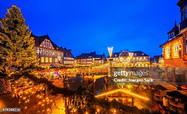 christmas market goslar - goslar stockfoto's en -beelden