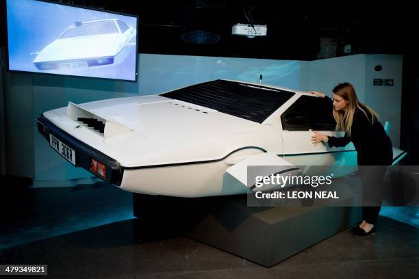 16 Wet Nellie Photos & High Res Pictures Getty Images