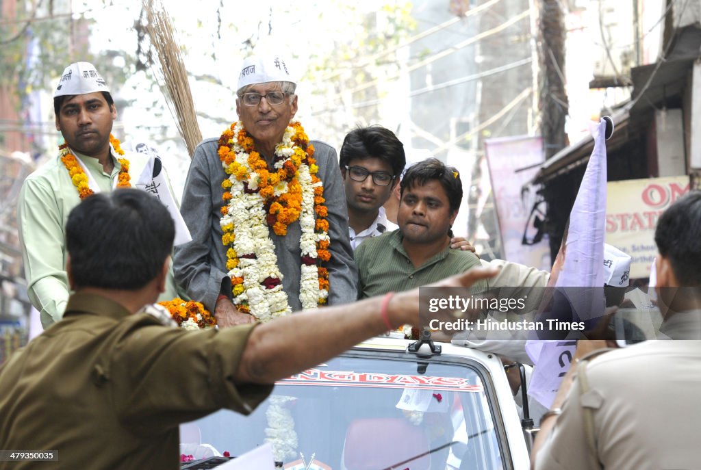 AAP East Delhi Lok Sabha Seat Candidate Rajmohan Gandhi Campaigning