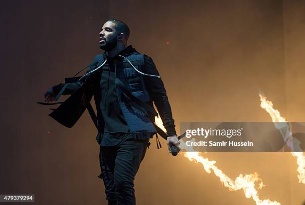 Drake performs on day 1 of the New Look Wireless Festival at Finsbury Park on July 3, 2015 in London, England.