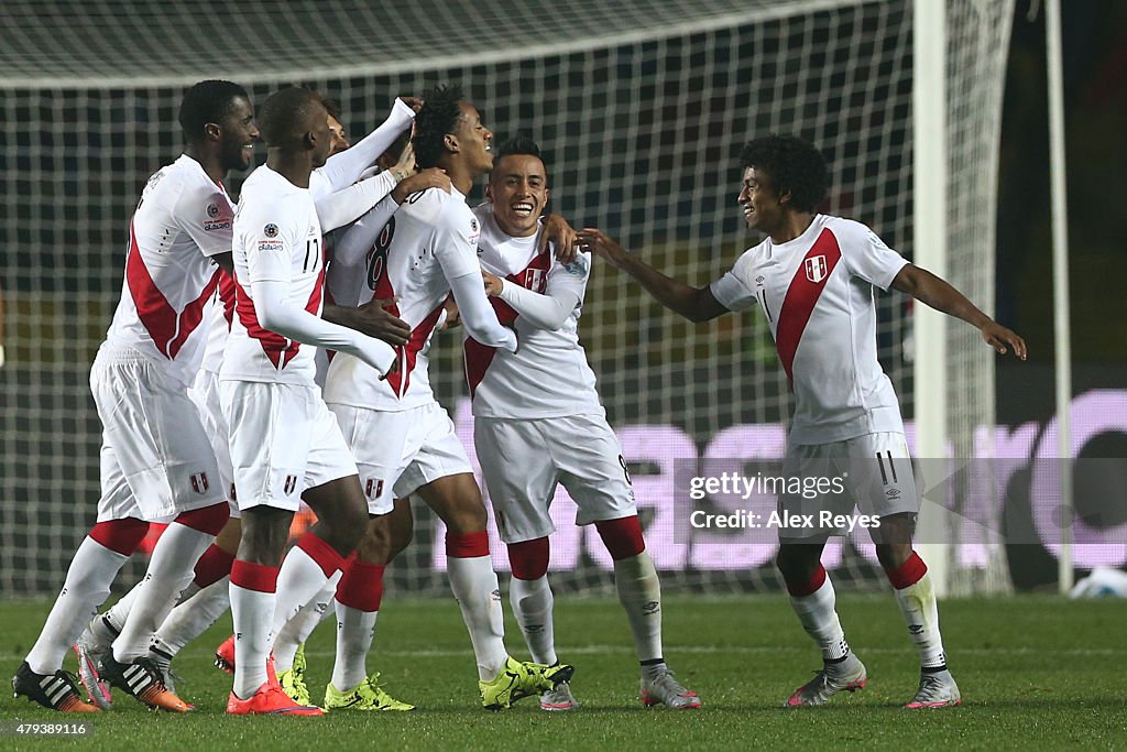 Peru v Paraguay 3rd Place Playoff - 2015 Copa America Chile