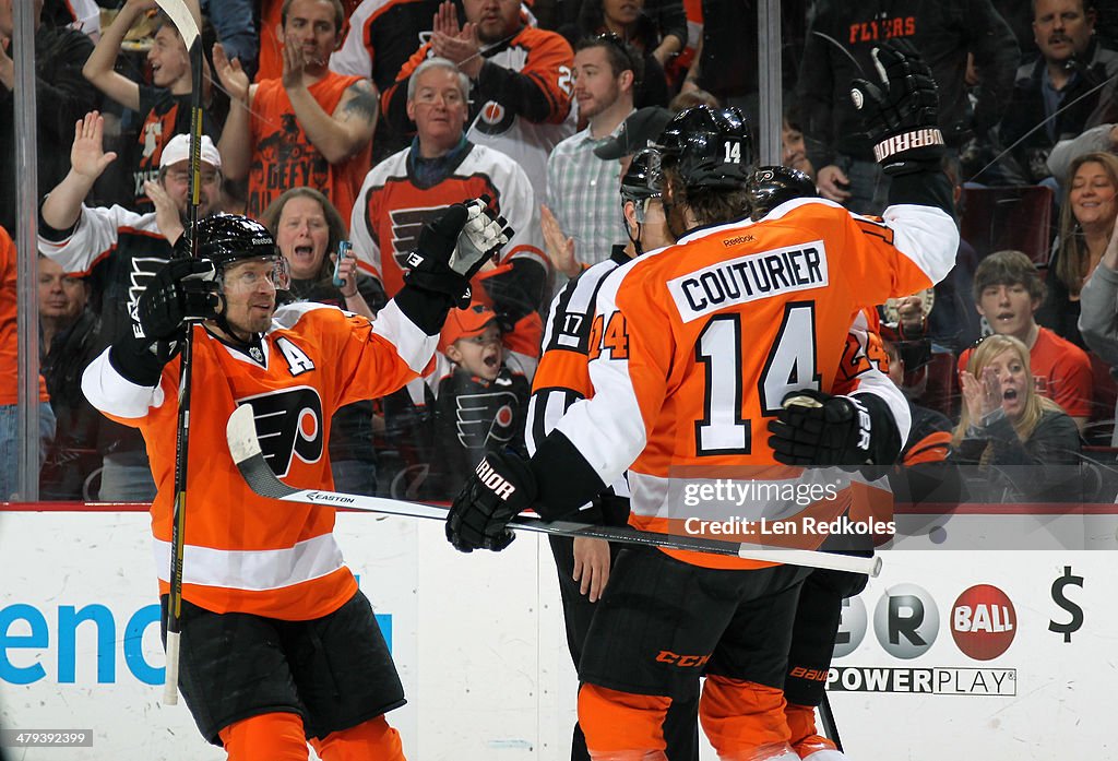 Pittsburgh Penguins v Philadelphia Flyers