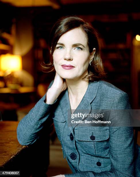 Actress Elizabeth McGovern is photographed for People Magazine on December 15, 2011 in New York City.