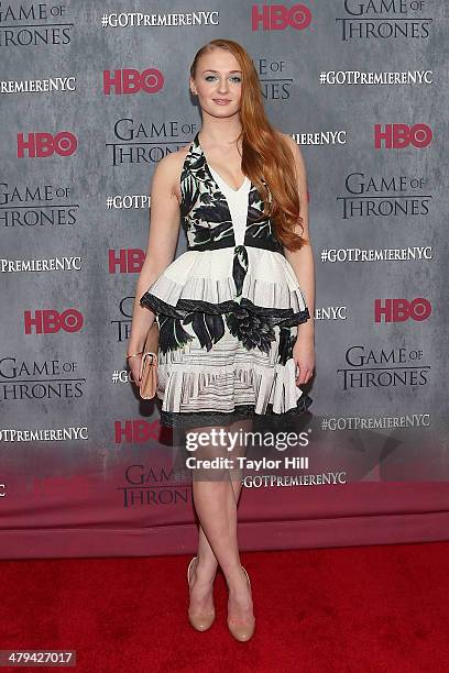 Actress Sophie Turner attends the "Game Of Thrones" Season 4 premiere at Avery Fisher Hall, Lincoln Center on March 18, 2014 in New York City.