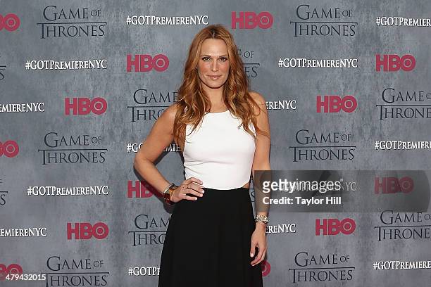 Actress Molly Sims attends the "Game Of Thrones" Season 4 premiere at Avery Fisher Hall, Lincoln Center on March 18, 2014 in New York City.