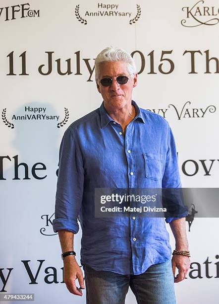 Actor Richard Gere poses for photograhers at the 50th Karlovy Vary International Film Festival on July 4, 2015 in Karlovy Vary, Czech Republic.