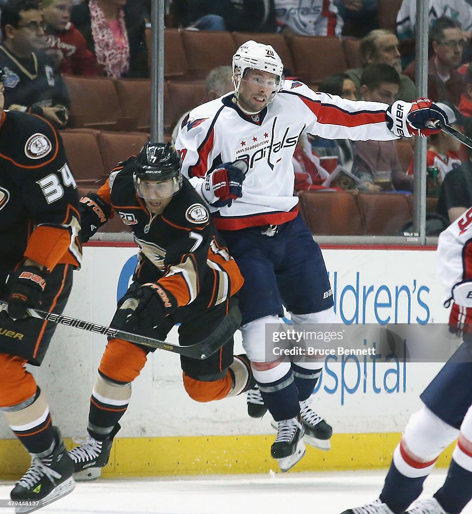 Washington Capitals v Anaheim Ducks