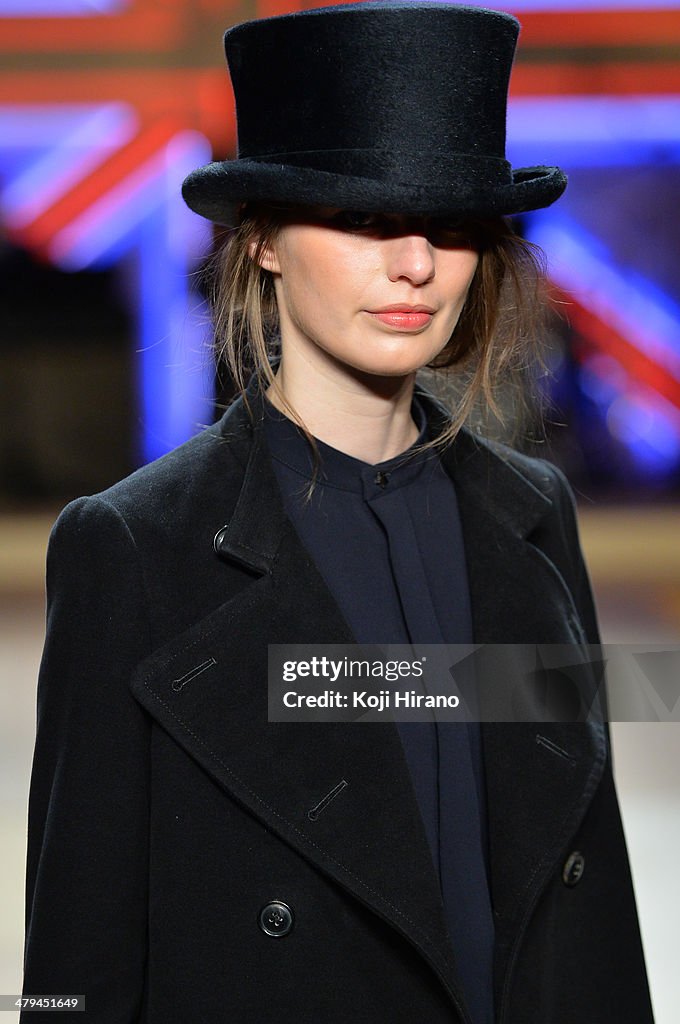 Beautiful people - Runway - MBFW Tokyo 2014 A/W