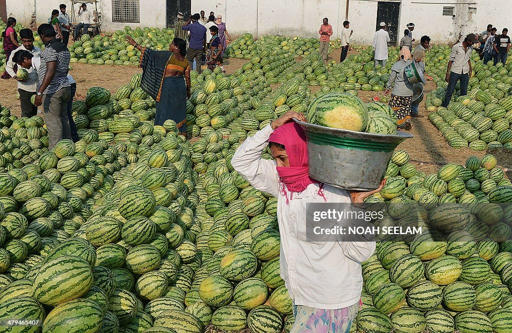 INDIA-ECONOMY-AGRICULTURE