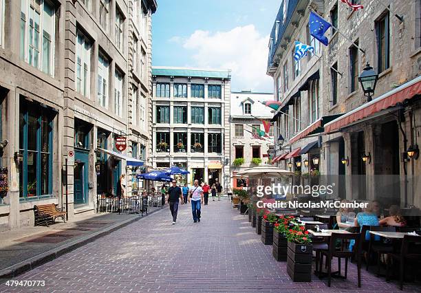 summer afternoon in old montreal - vieux montréal stock pictures, royalty-free photos & images