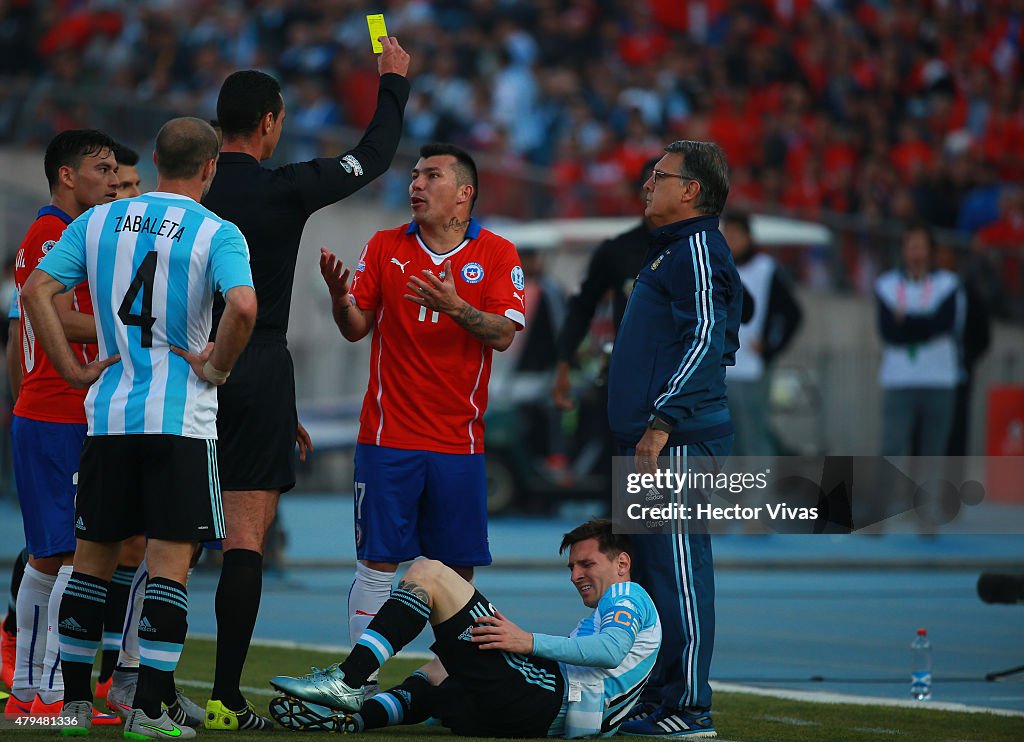 Chile v Argentina - 2015 Copa America Chile Final