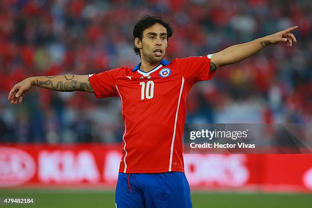 Jorge Valdivia of Chile signals during the 2015 Copa America Chile Final match between Chile and Argentina at Nacional Stadium on July 04, 2015 in...