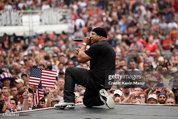 Cool J performs onstage during the Foo Fighters 20th Anniversary Blowout at RFK Stadium on July 4, 2015 in Washington, DC.