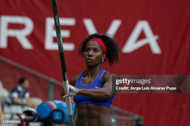 Yarisley Silva of Cuba competes in the Womens pole vault during the Meeting Areva - IAAF Diamond League at Stade de France on July 04, 2015 in Paris,...