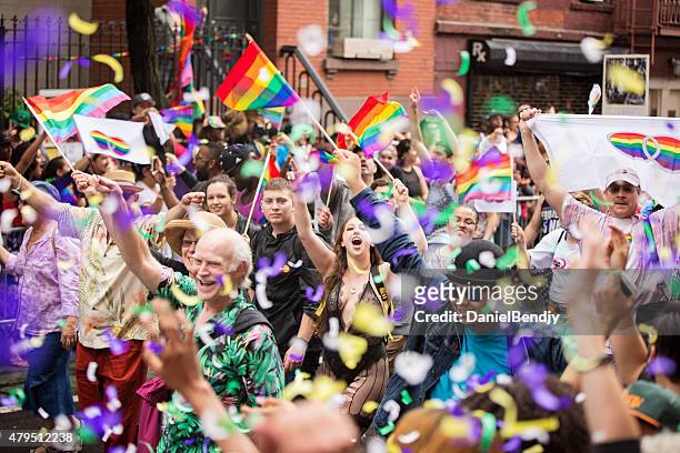 new york city gay pride parade 2015 - gay pride parade stockfoto's en -beelden