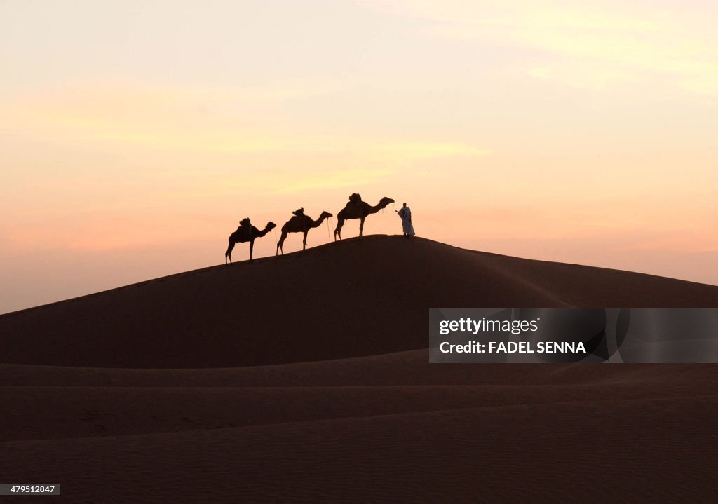 TOPSHOT-MOROCCO-SAHARA-DESERT-FEATURE