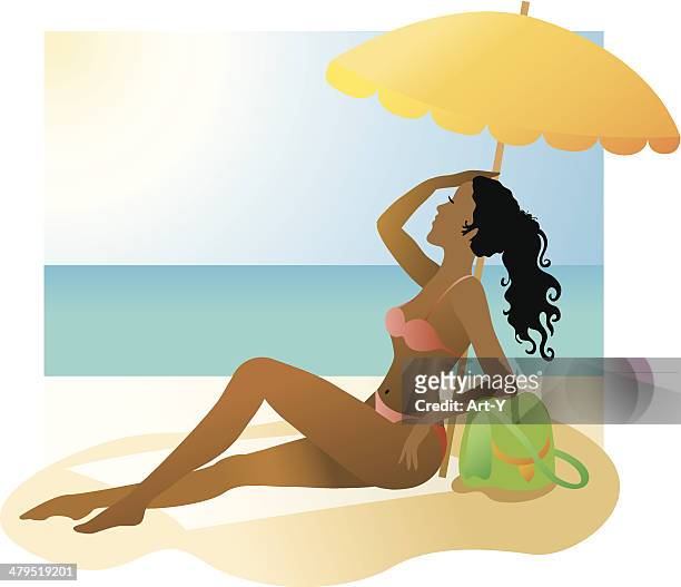 illustrations, cliparts, dessins animés et icônes de femme à la plage - sac de plage