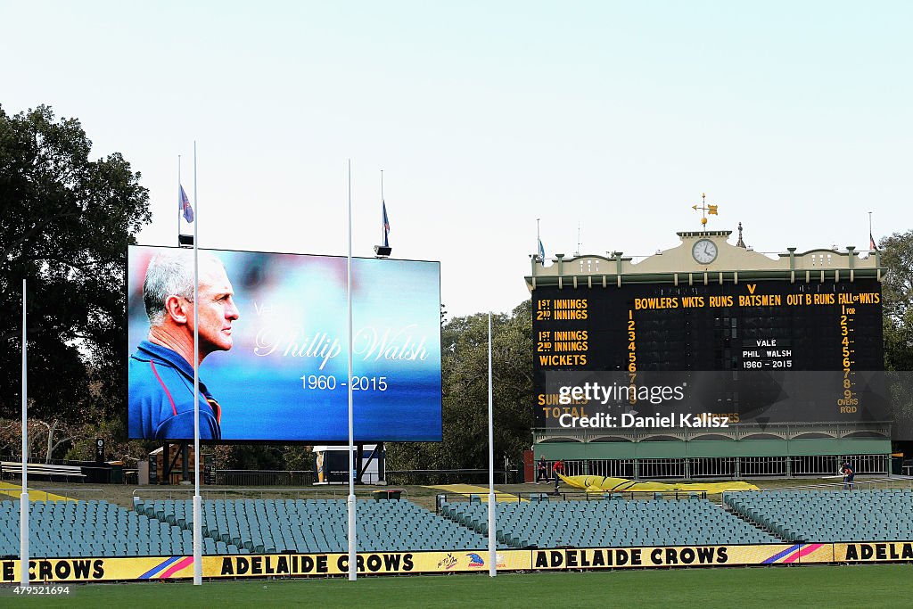 Adelaide Crows Fans Remember Coach Phil Walsh