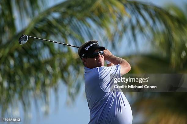 Carl Pettersson of Sweden hits a drive during the first round of the Puerto Rico Open presented by seepuertorico.com held at Trump International Golf...