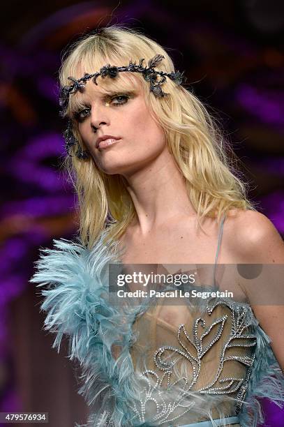 Model walks the runway during the Atelier Versace show as part of Paris Fashion Week Haute Couture Fall/Winter 2015/2016 on July 5, 2015 in Paris,...