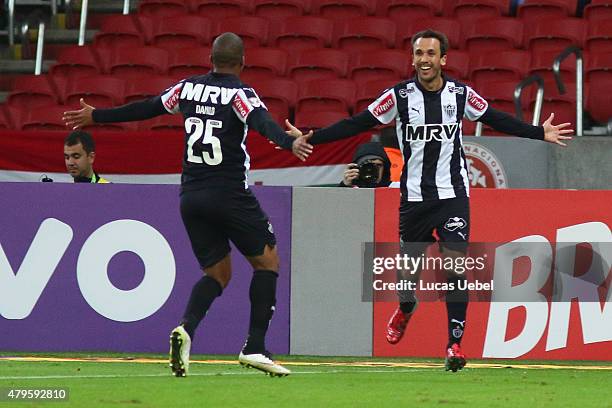 Thiago Ribeiro of Atletico-MG celebrates their third goal during the match between Internacional and Atletico-MG as part of Brasileirao Series A...