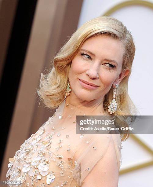 Actress Cate Blanchett arrives at the 86th Annual Academy Awards at Hollywood & Highland Center on March 2, 2014 in Hollywood, California.