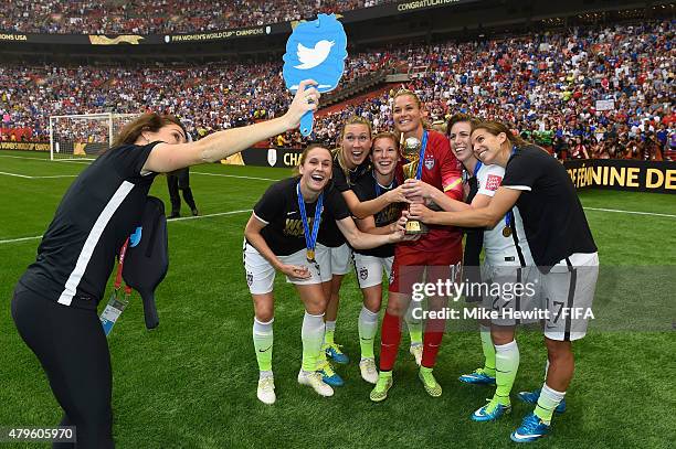 Heather O'Reilly, Whitney Engen, Lori Chalupny, Ashlyn Harris, Meghan Klingenberg and Tobin Heath of USA pose for a selfie after the FIFA Women's...