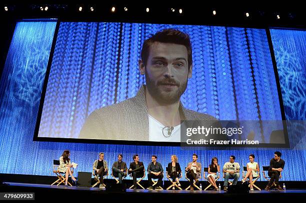 Moderator Sandra Gonzalez, Executive producers Alex Kurtzman,Roberto Orci, Len Wiseman, Mark Goffman, Heather Kadin, Actors Tom Mison, Nicole...