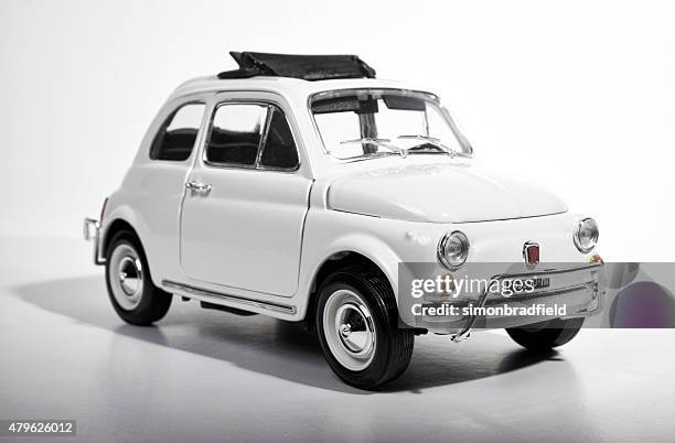 fiat 500l model car - 20th century model car stock pictures, royalty-free photos & images