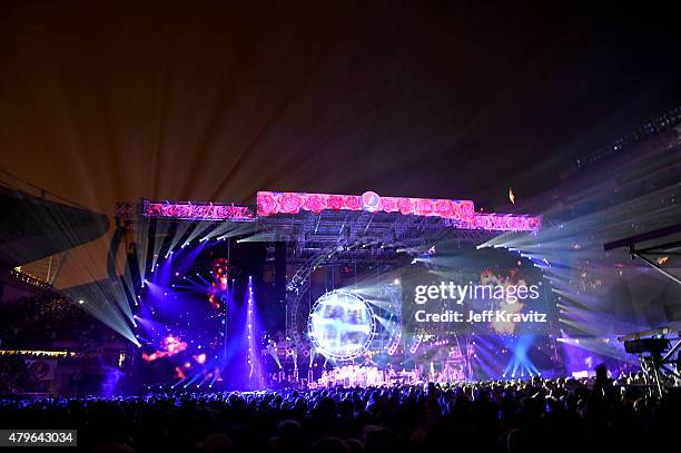 Trey Anastasio, Phil Lesh, Bill Kreutzmann, Bob Weir, Mickey Hart, Jeff Chimenti and Bruce Hornsby of The Grateful Dead perform during the "Fare Thee...