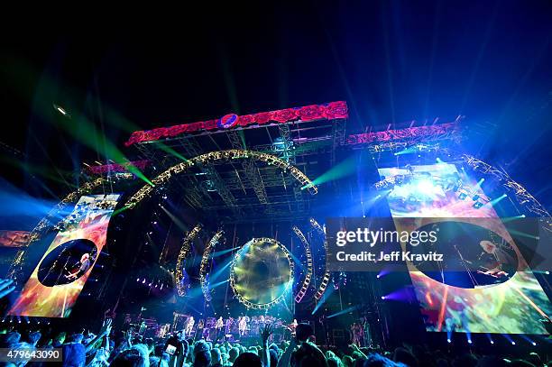 Trey Anastasio, Phil Lesh, Bill Kreutzmann, Bob Weir, Mickey Hart, Jeff Chimenti and Bruce Hornsby of The Grateful Dead perform during the "Fare Thee...