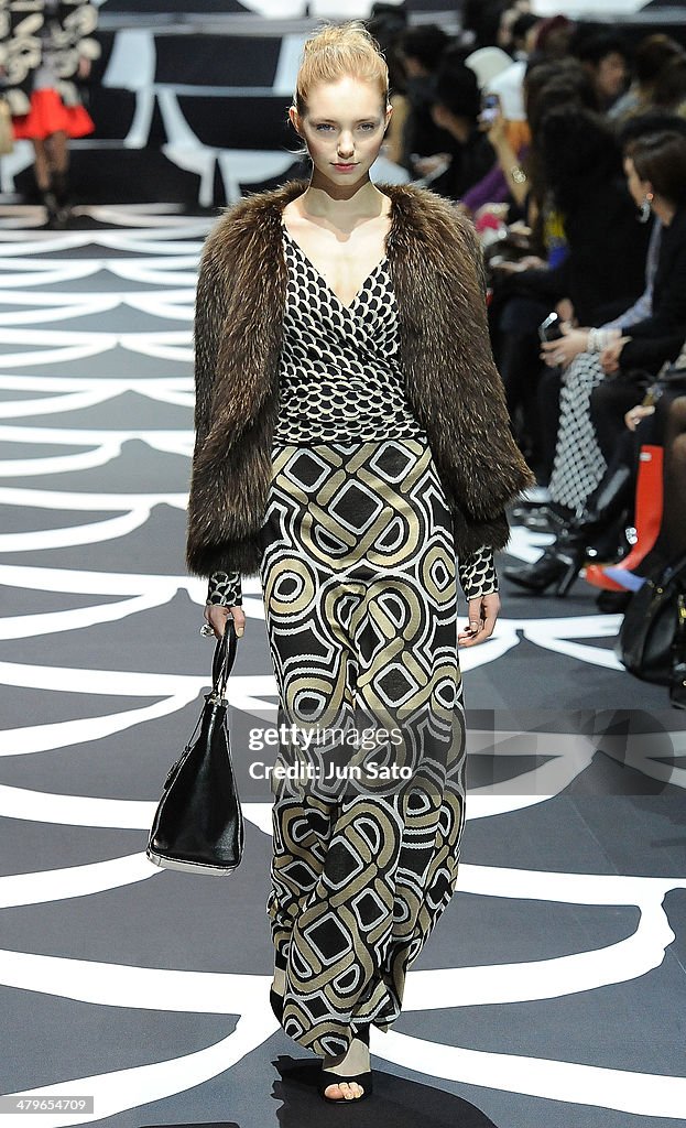 DIANE von FURSTENBERG - MBFW Tokyo 2014 A/W