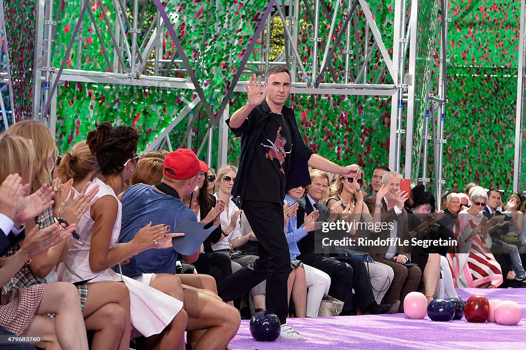 Christian Dior : Runway - Paris Fashion Week - Haute Couture Fall/Winter 2015/2016