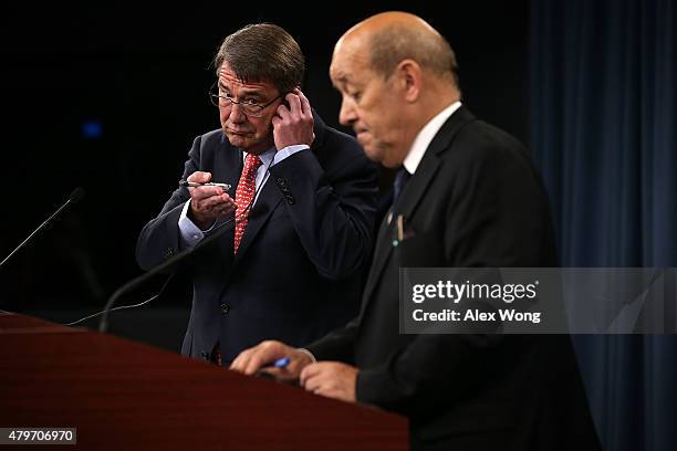 Secretary of Defense Ashton Carter and French Minister of Defense Jean-Yves Le Drian conduct a joint news conference at the Pentagon July 6, 2015 in...